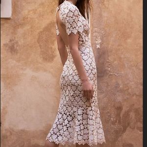 jill stuart white lace dress White Eyelet Puff Sleeve Dress by Jill Jill Stuart